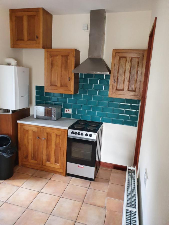 Stabl Yr Nant Villa Pentrefoelas ภายนอก รูปภาพ